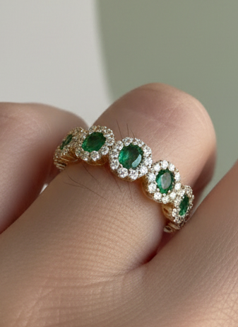 Anello veretta a fior di luce in argento 925 con pietre centrali verdi