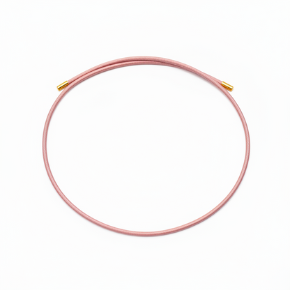 Choker regolabile con ciondolo – elegante e versatile