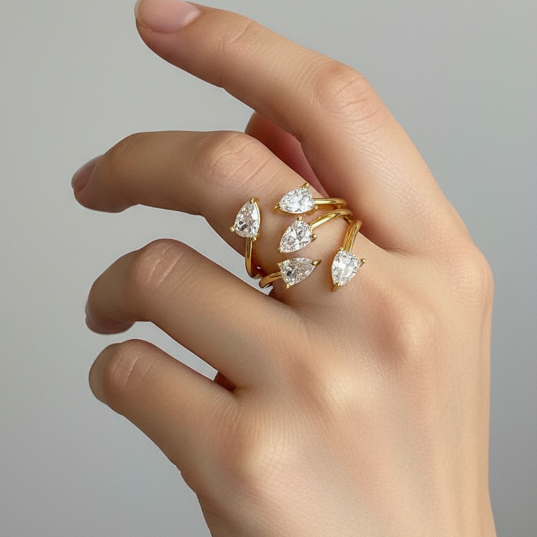 Anello “Petali di Luce” in argento 925