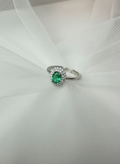 Anello Incanto in argento 925 con doppio giro di zirconi luminosi e pietra ovale verde smer