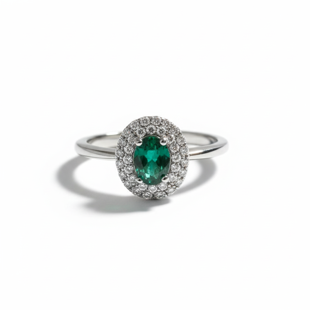 Anello Incanto in argento 925 con doppio giro di zirconi luminosi e pietra ovale verde smer